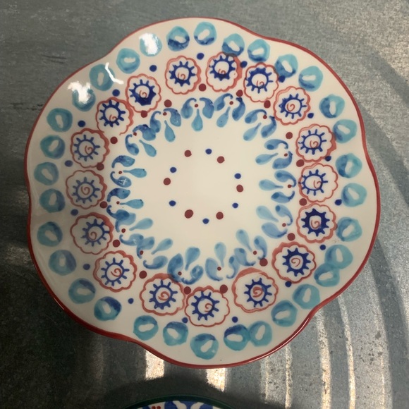 Set of 4 small plates with beautiful markings - Picture 3 of 8